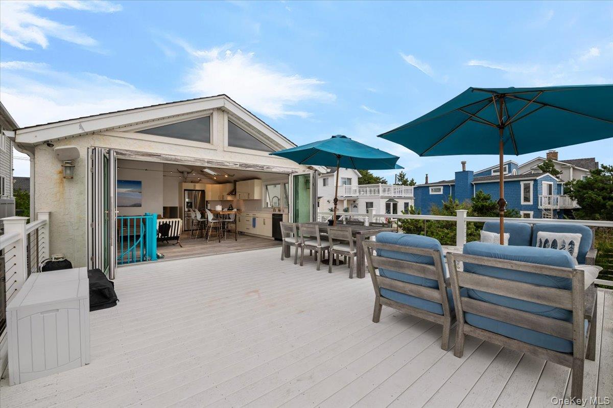 899 Oceanfront – For Sale photo 10