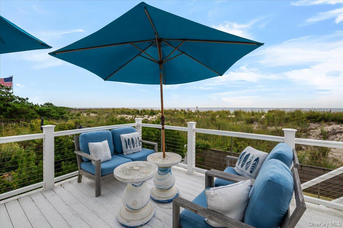 899 Oceanfront – For Sale photo 9