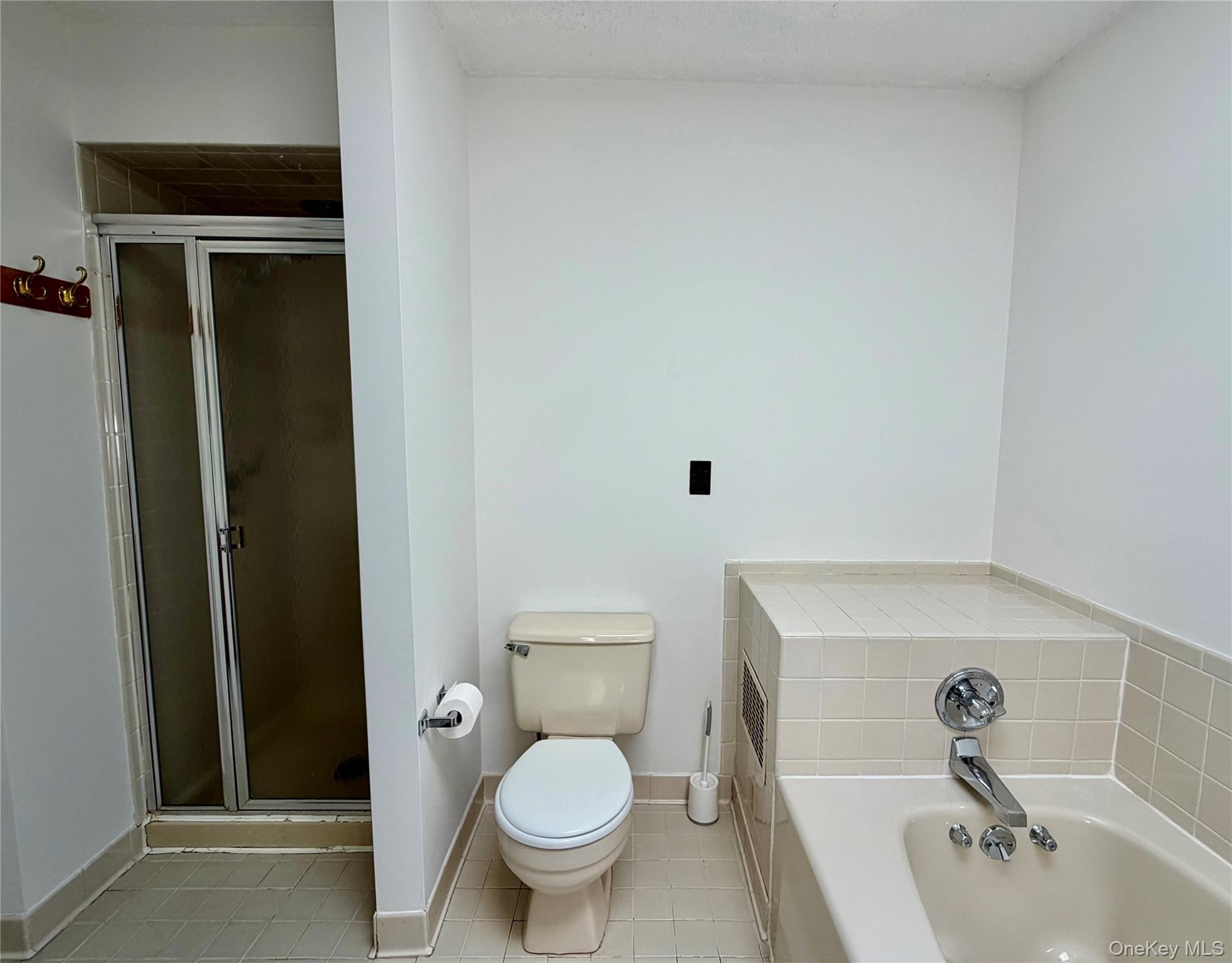 15 Pond Drive W – For Rent photo 18