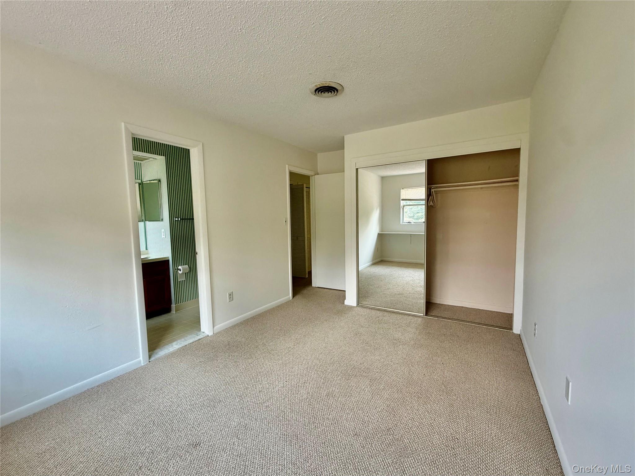 15 Pond Drive W – For Rent photo 21