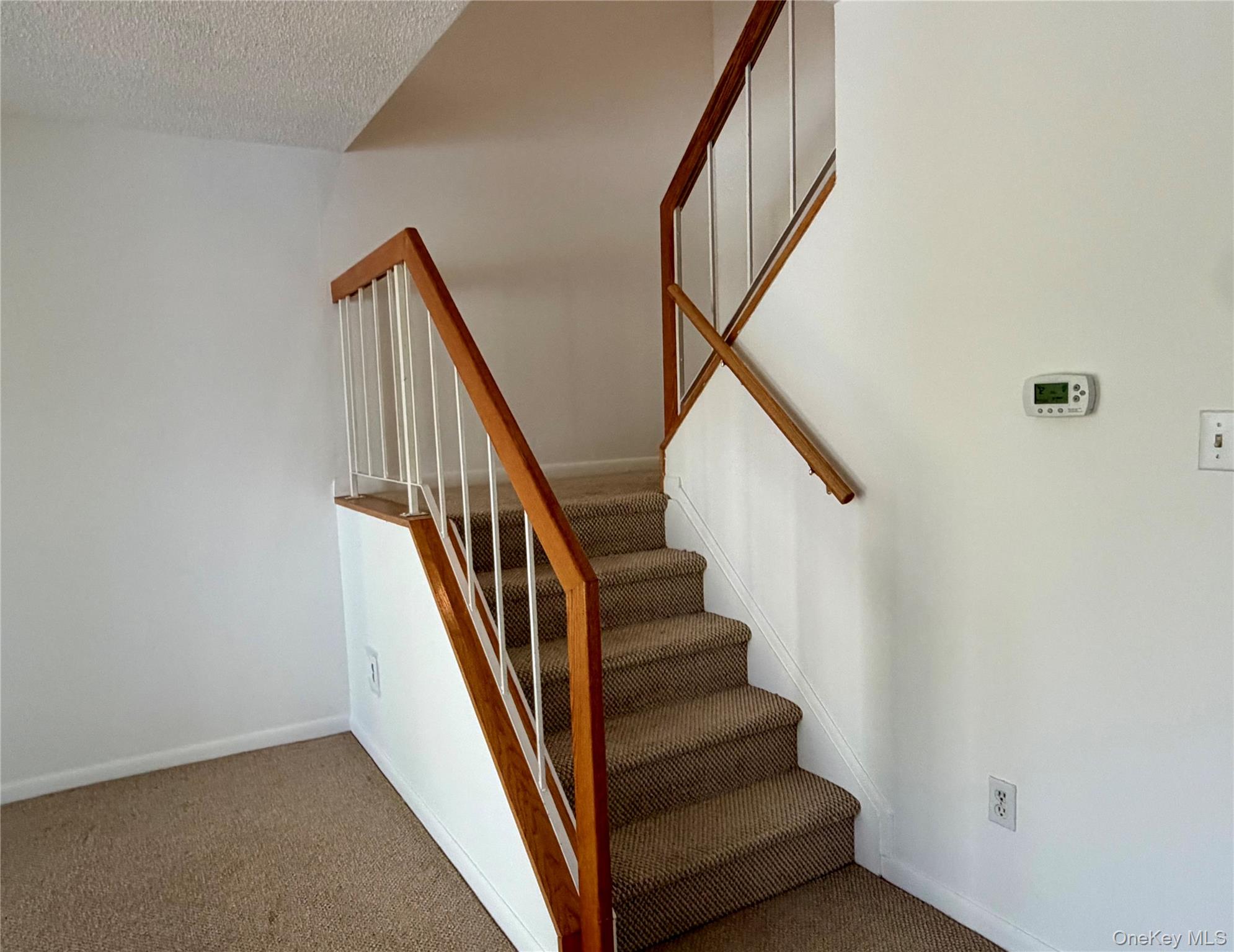 15 Pond Drive W – For Rent photo 12