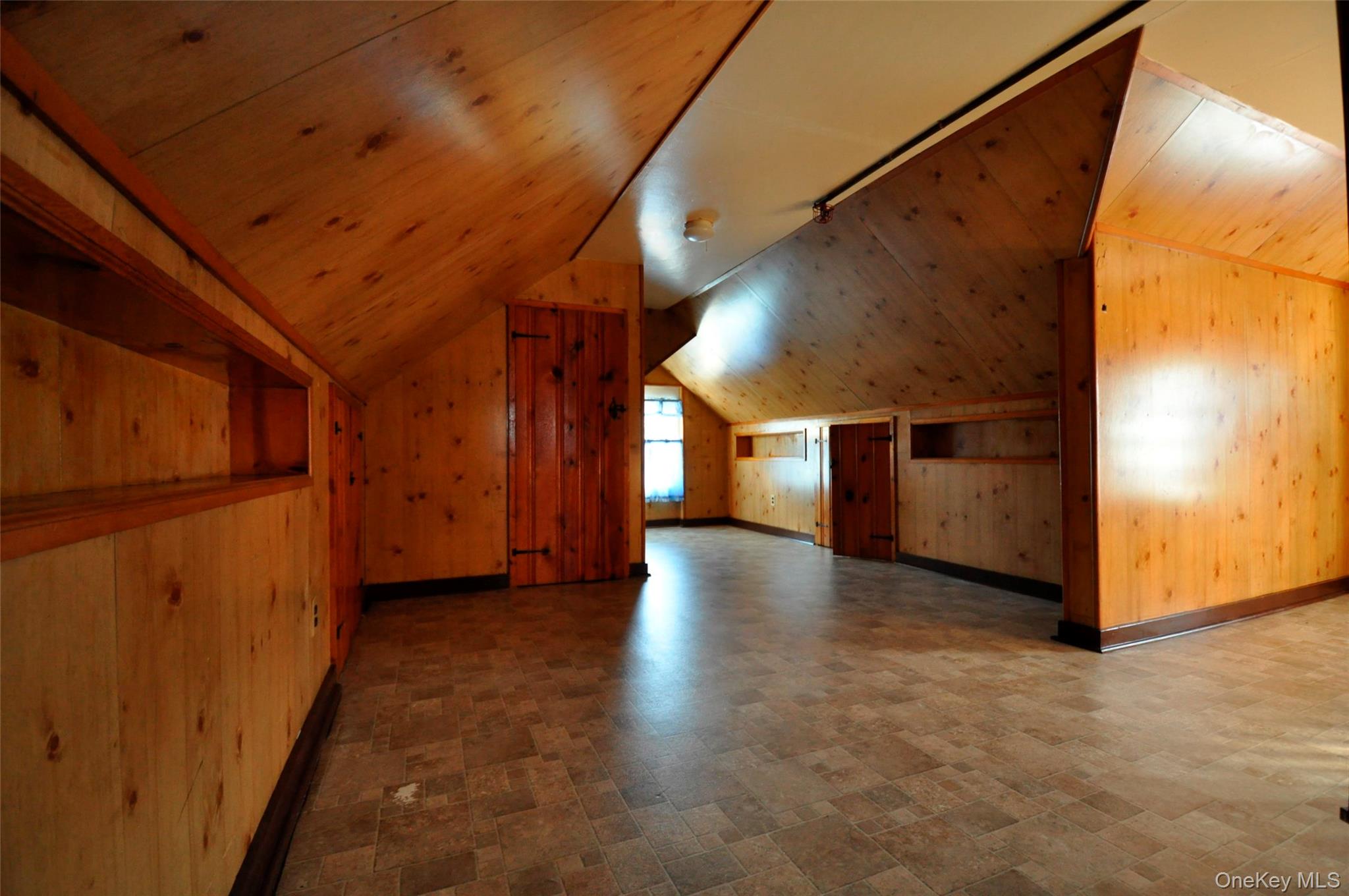 415 Lowell Avenue – For Rent photo 9