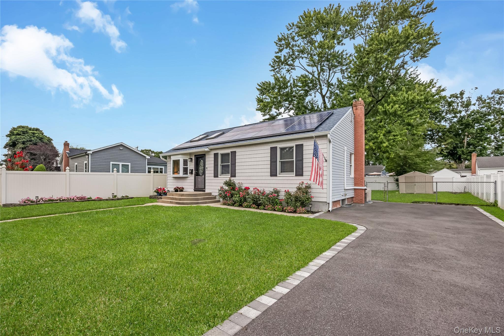 11 Delano Place – For Sale photo 3