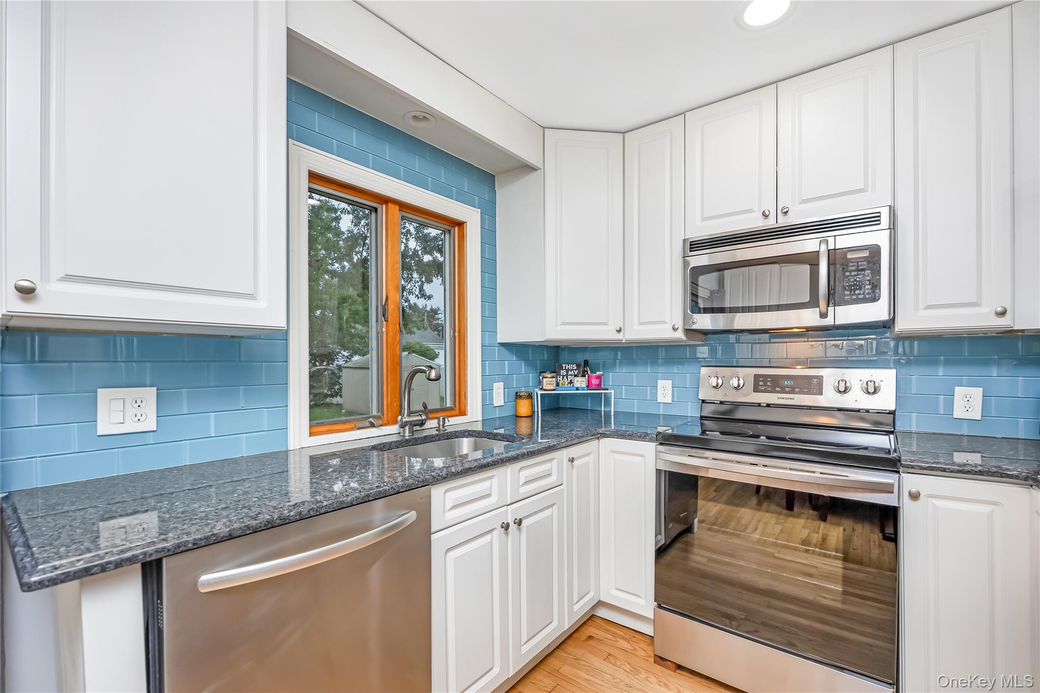 11 Delano Place – For Sale photo 16