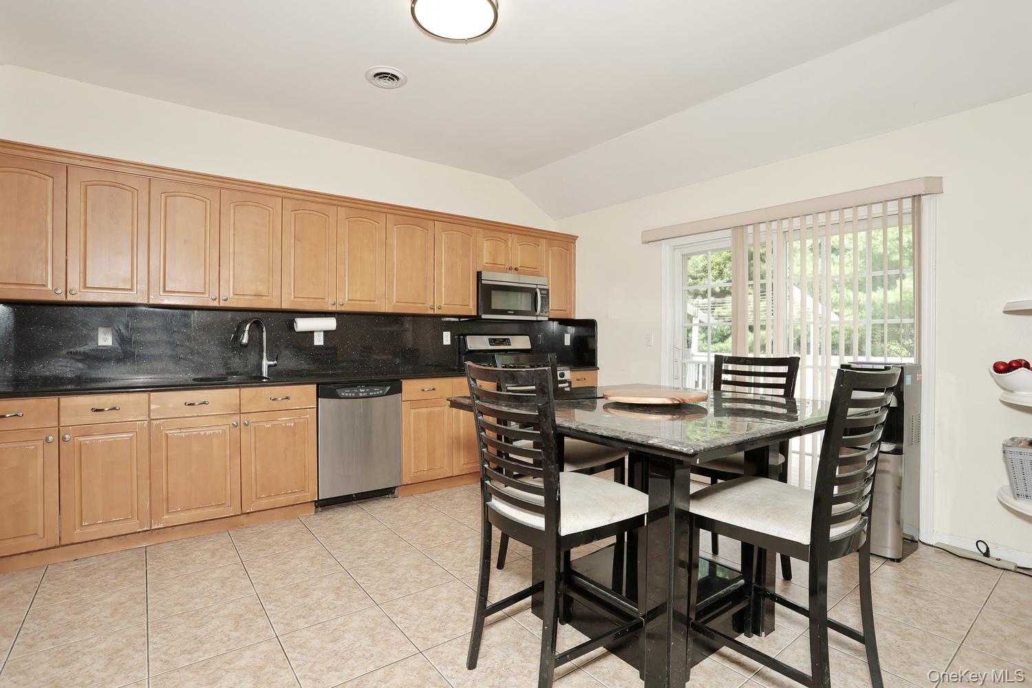 4 Woolf Road – For Sale photo 7