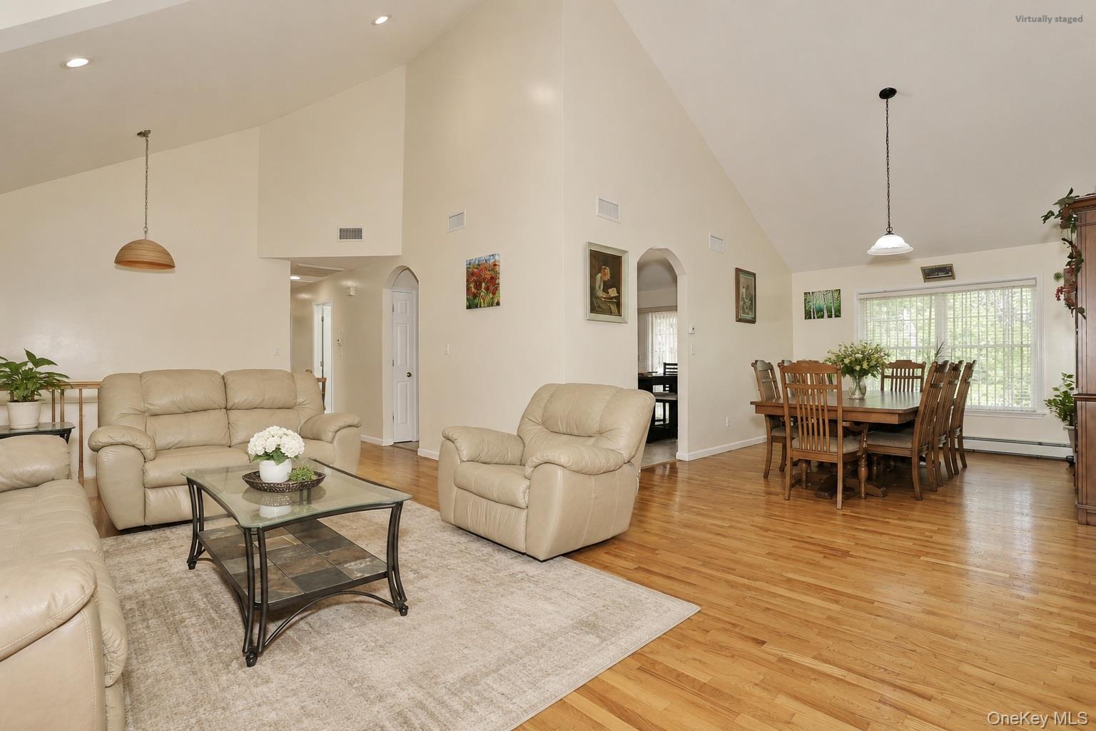 4 Woolf Road – For Sale photo 4