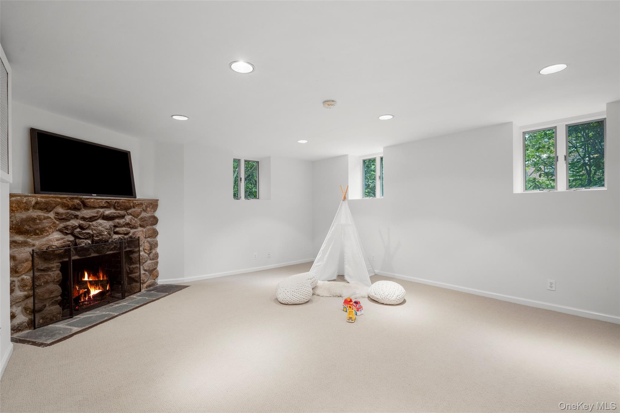 260 Overlook Road – For Sale photo 35