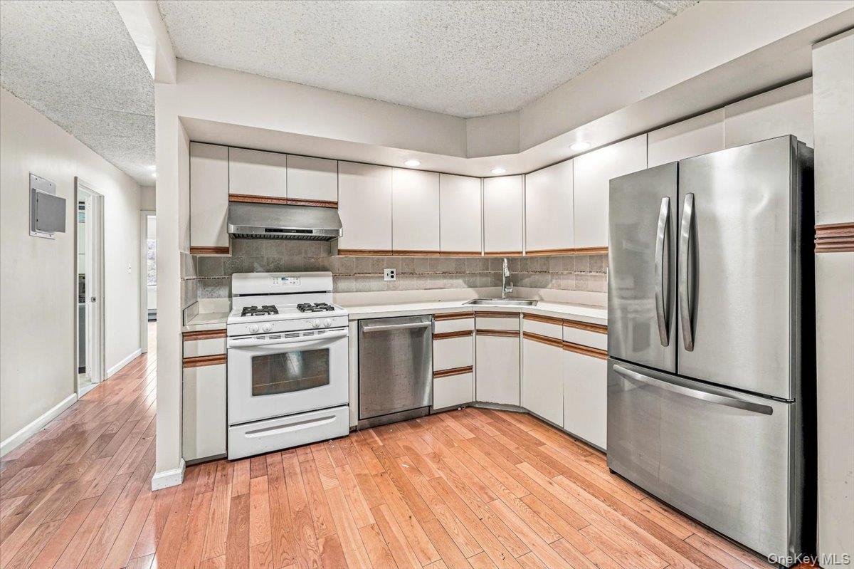 71-24 162nd Street, Unit 2 photo 5