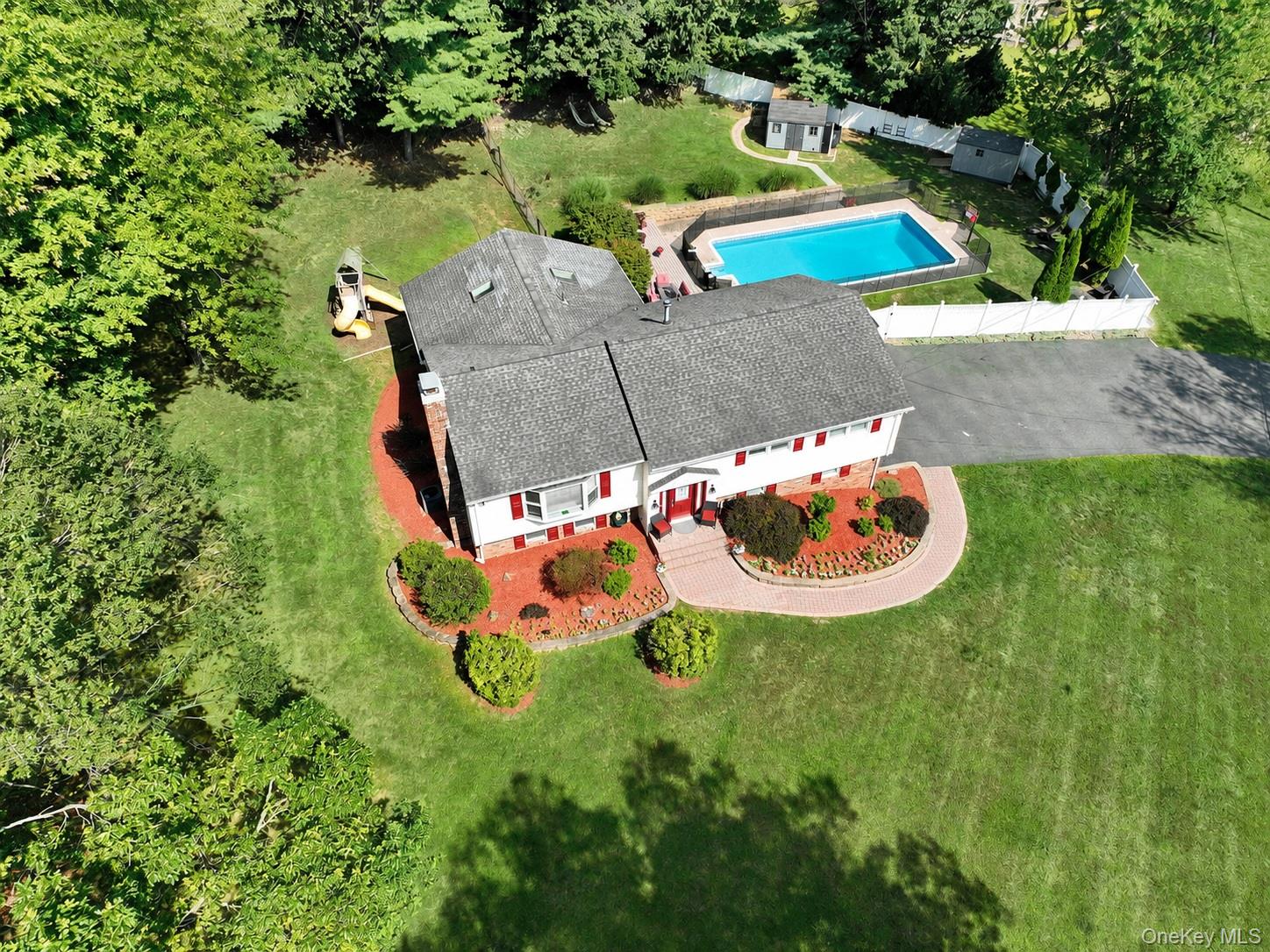 1 Potter Lane – For Sale photo 37
