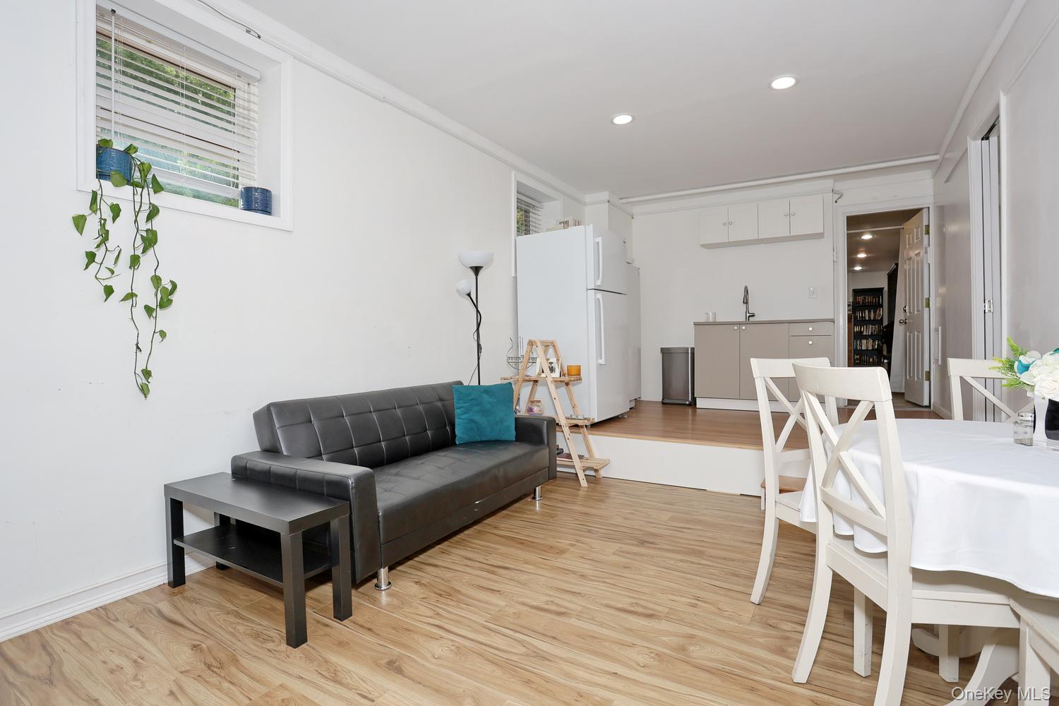1 Potter Lane – For Sale photo 25