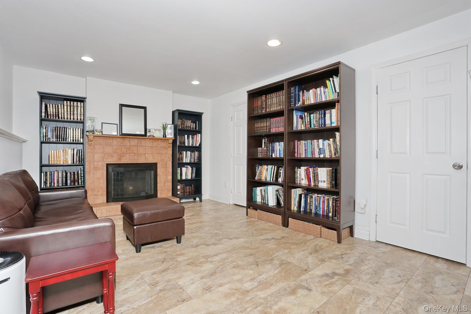 1 Potter Lane – For Sale photo 19