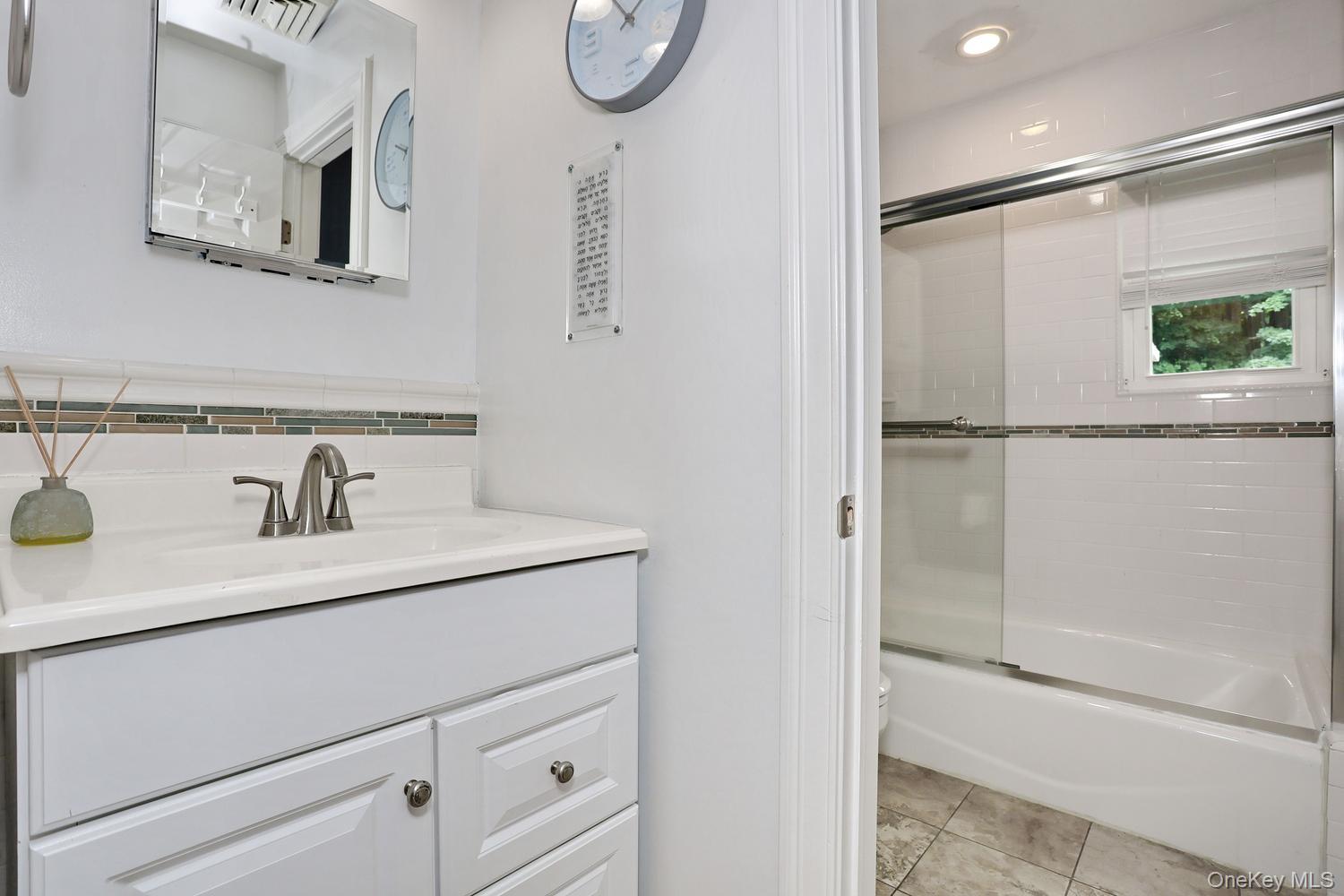 1 Potter Lane – For Sale photo 12