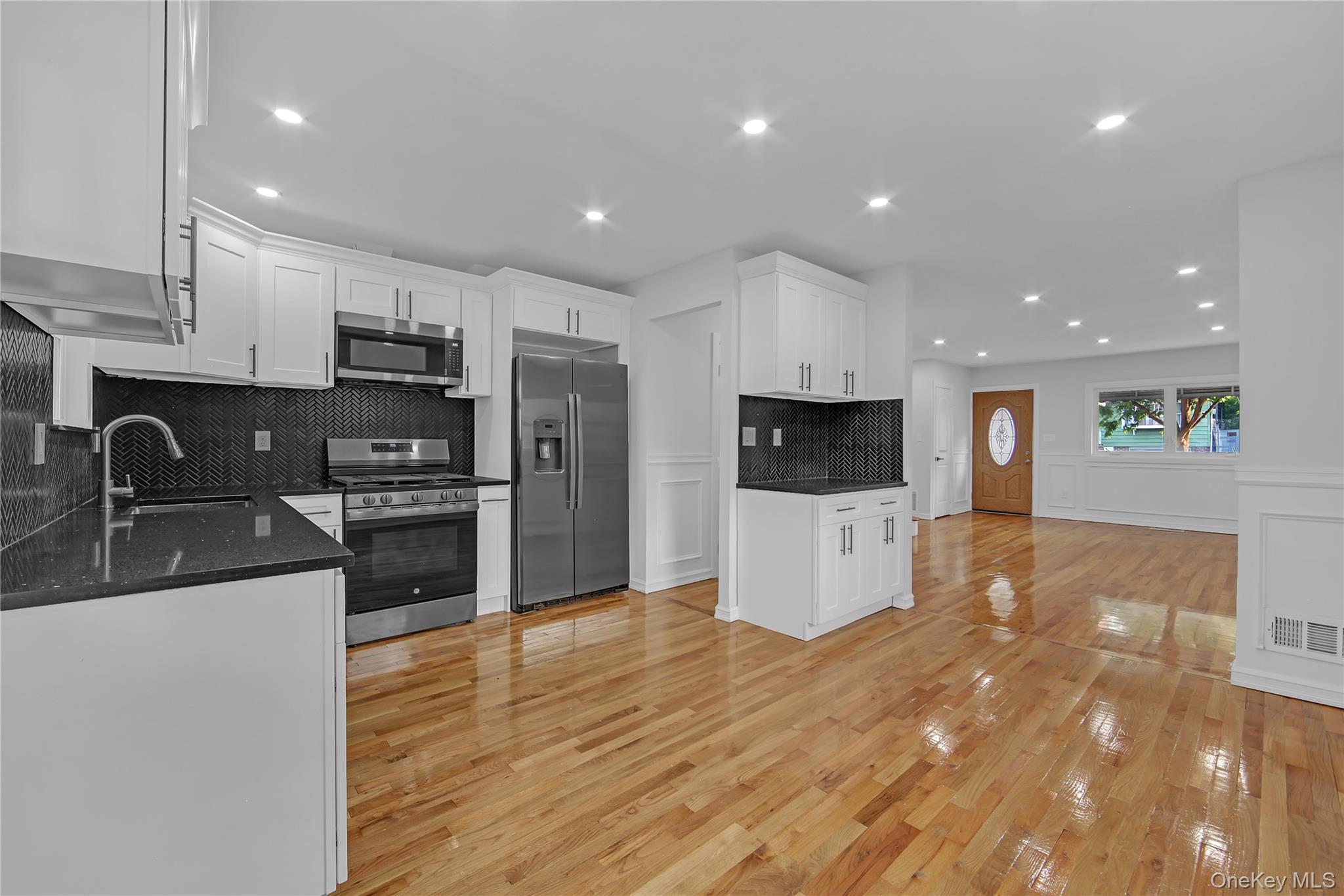 931 E 232nd Street – For Sale photo 8