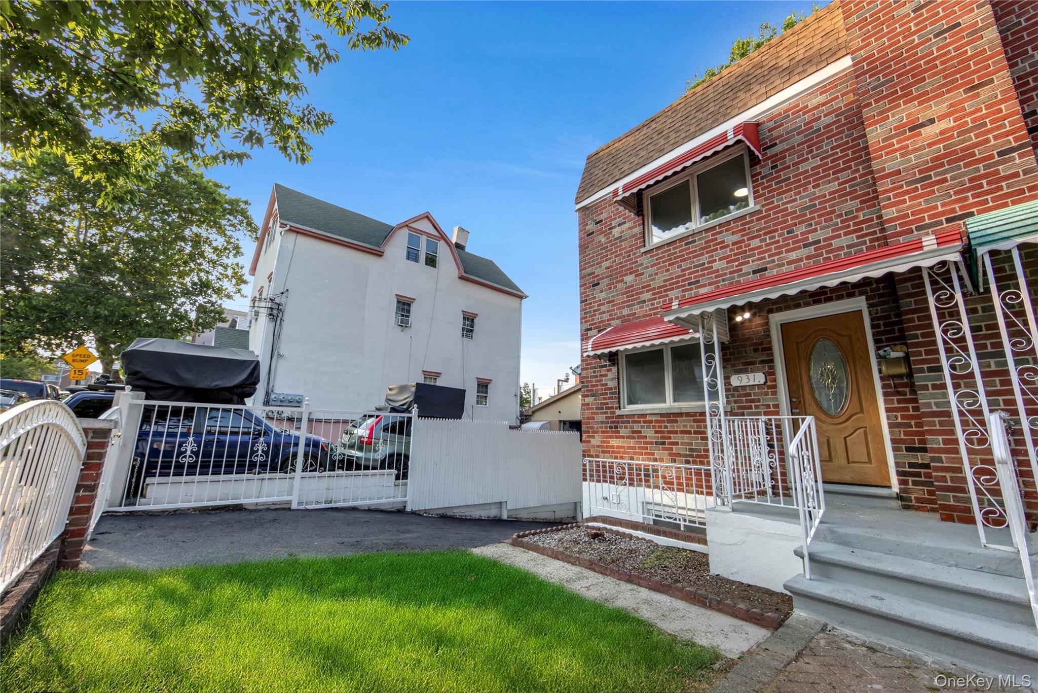 931 E 232nd Street – For Sale photo 2