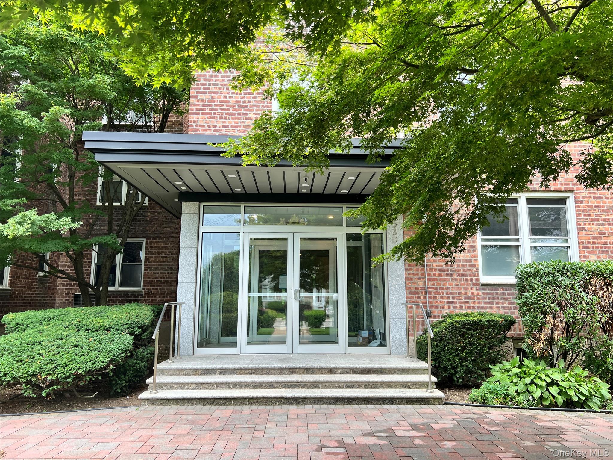 530 Dubois Avenue, Unit 6A