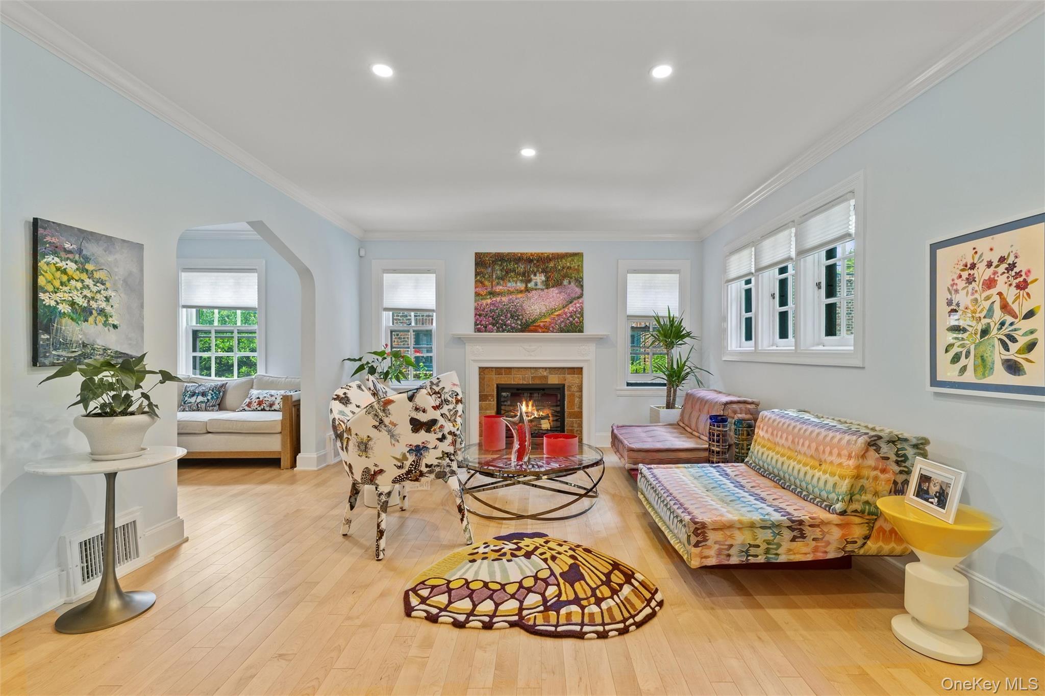 9 Whitson Street – For Sale