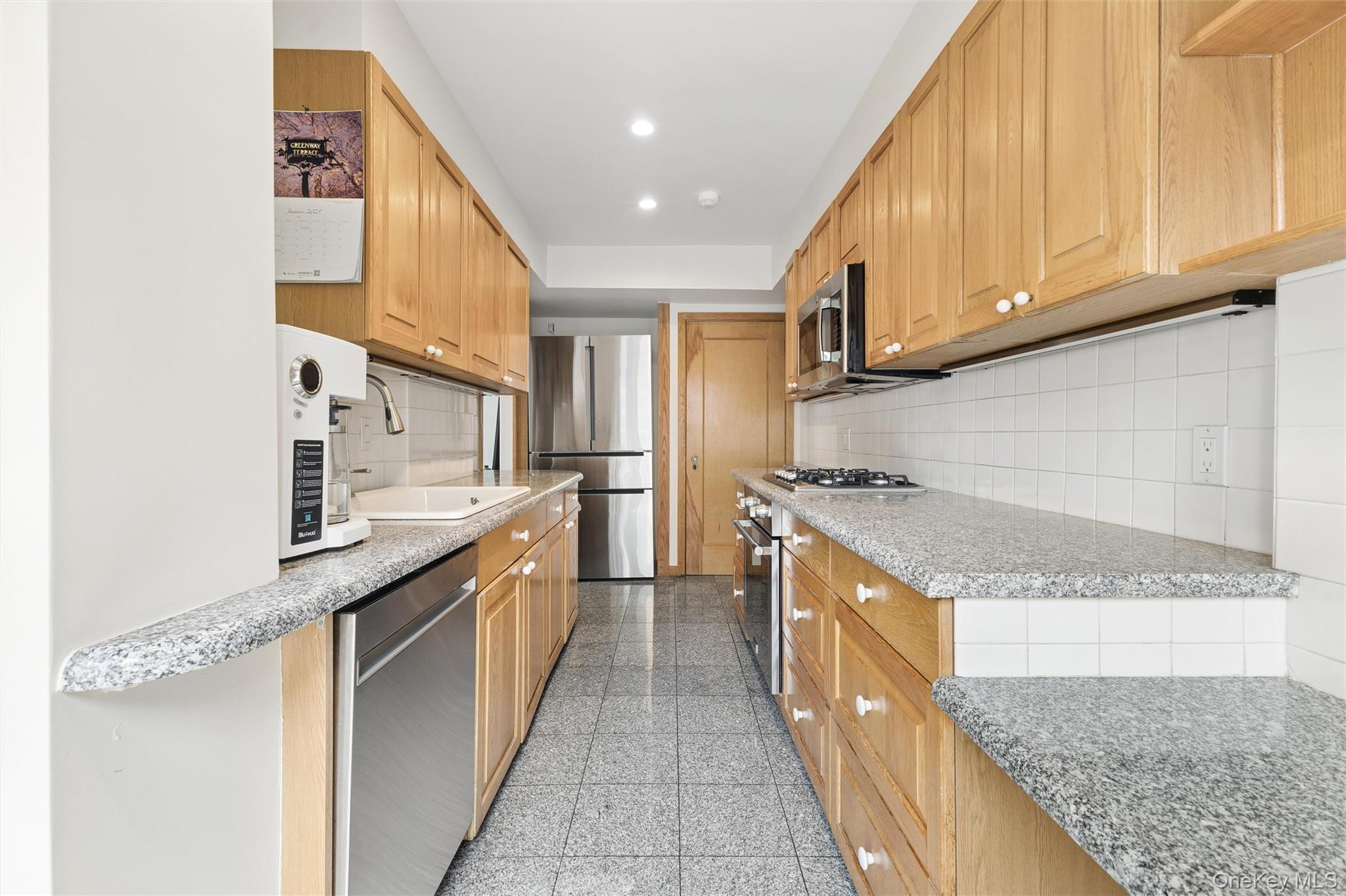 9 Whitson Street – For Sale photo 6