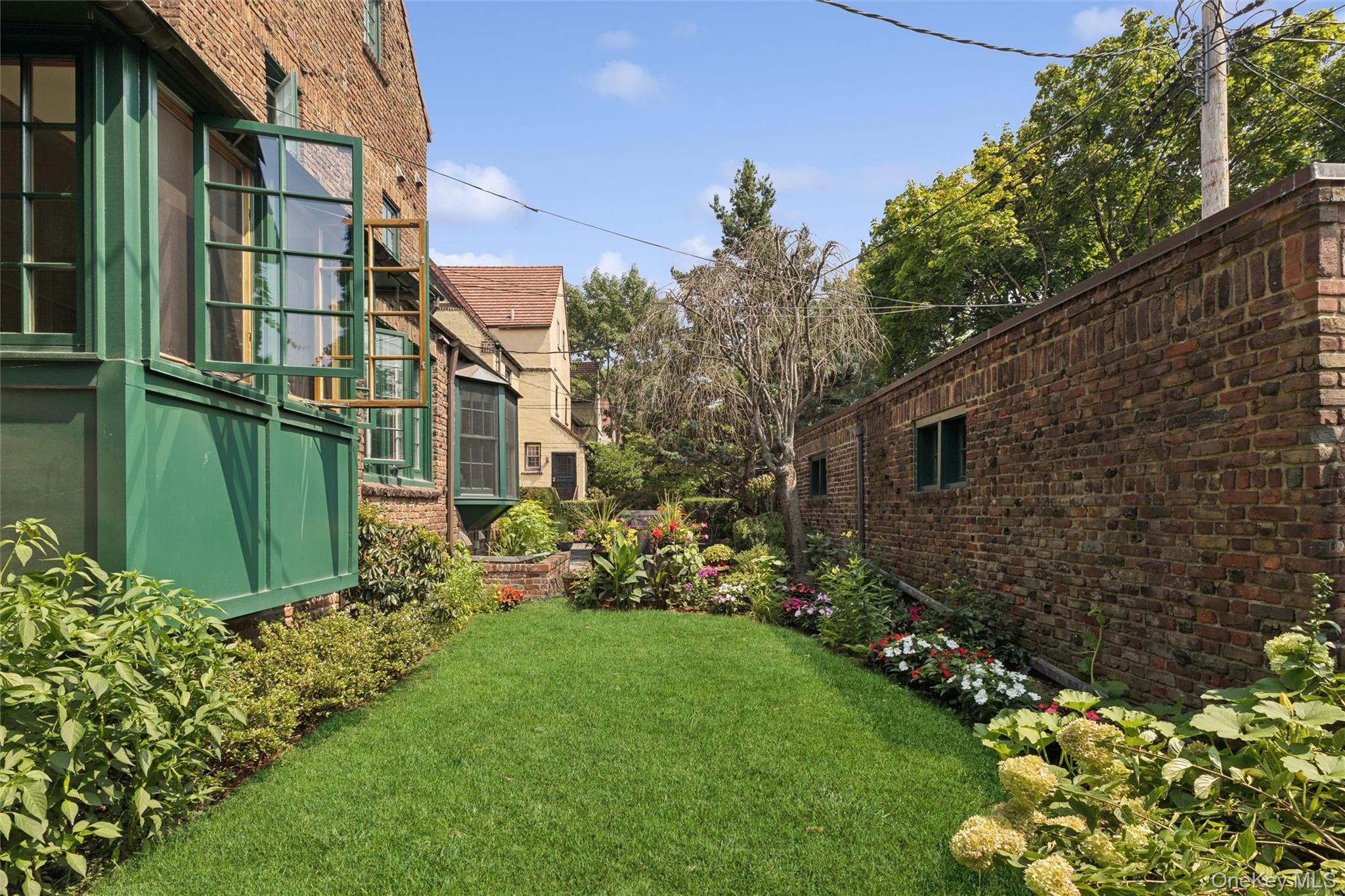 9 Whitson Street – For Sale photo 33