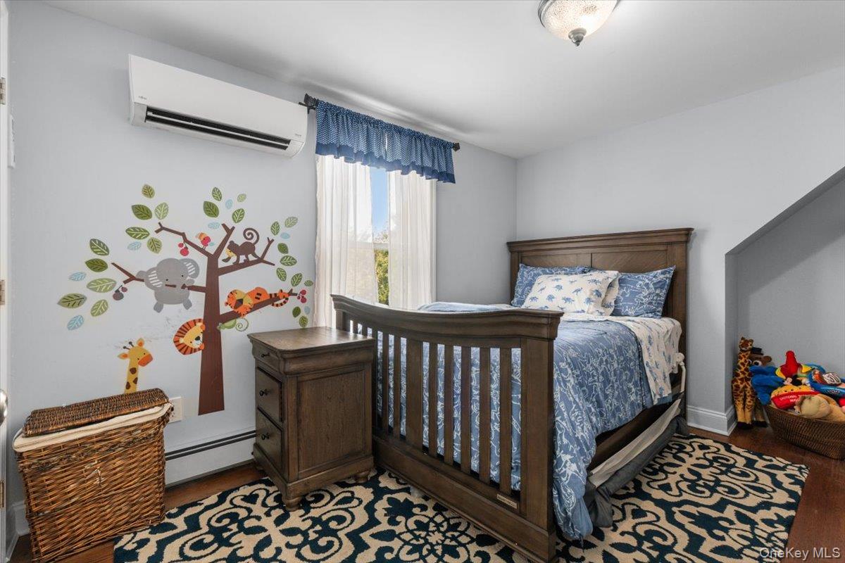 177 N Queens Avenue – For Sale photo 27