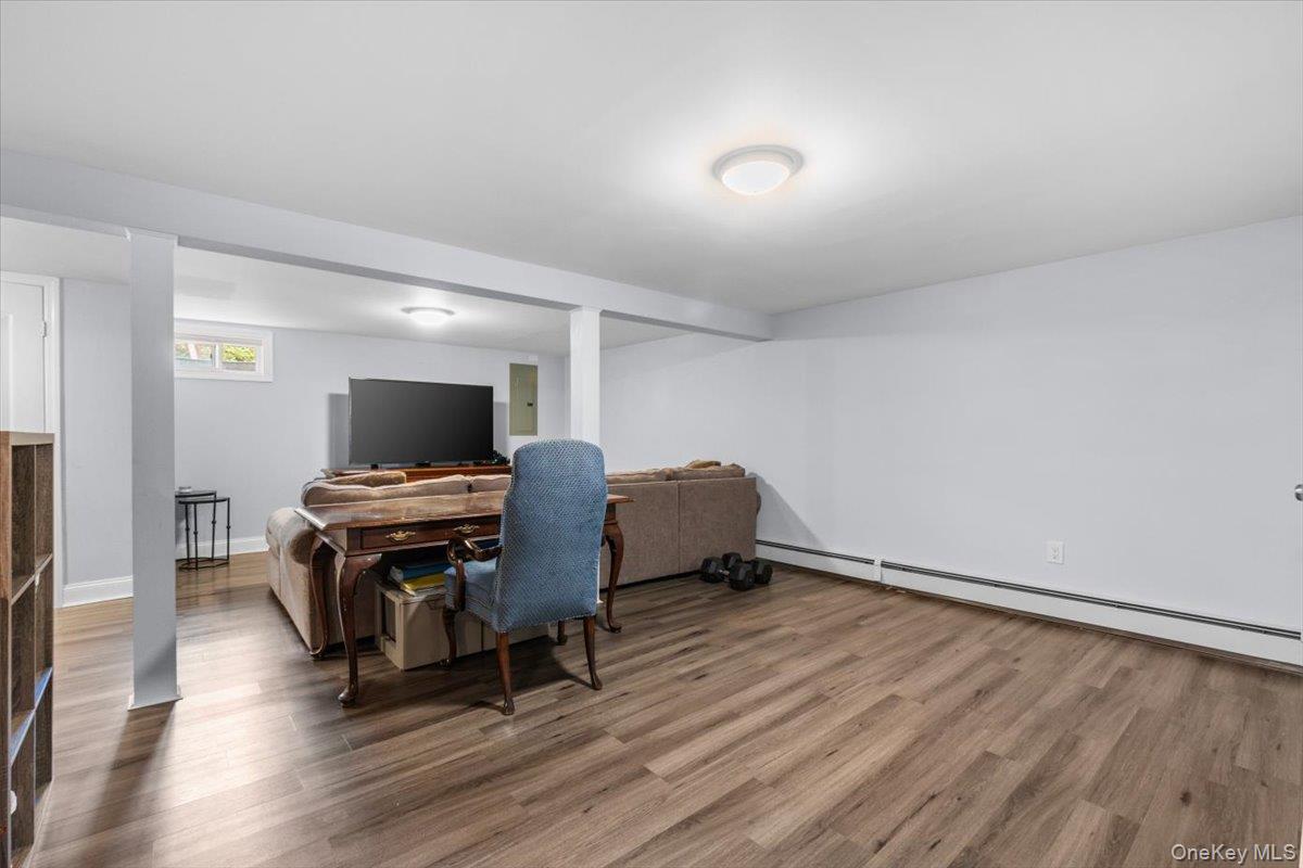 177 N Queens Avenue – For Sale photo 26