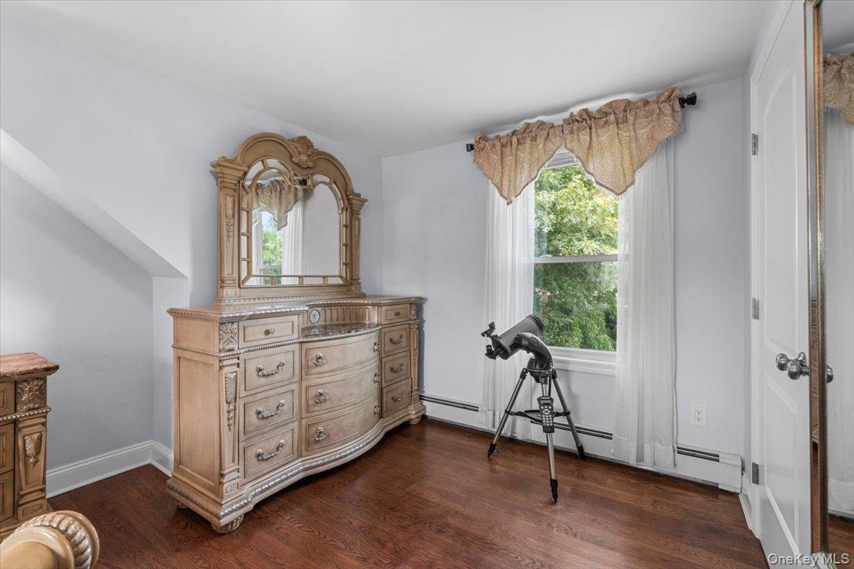 177 N Queens Avenue – For Sale photo 21