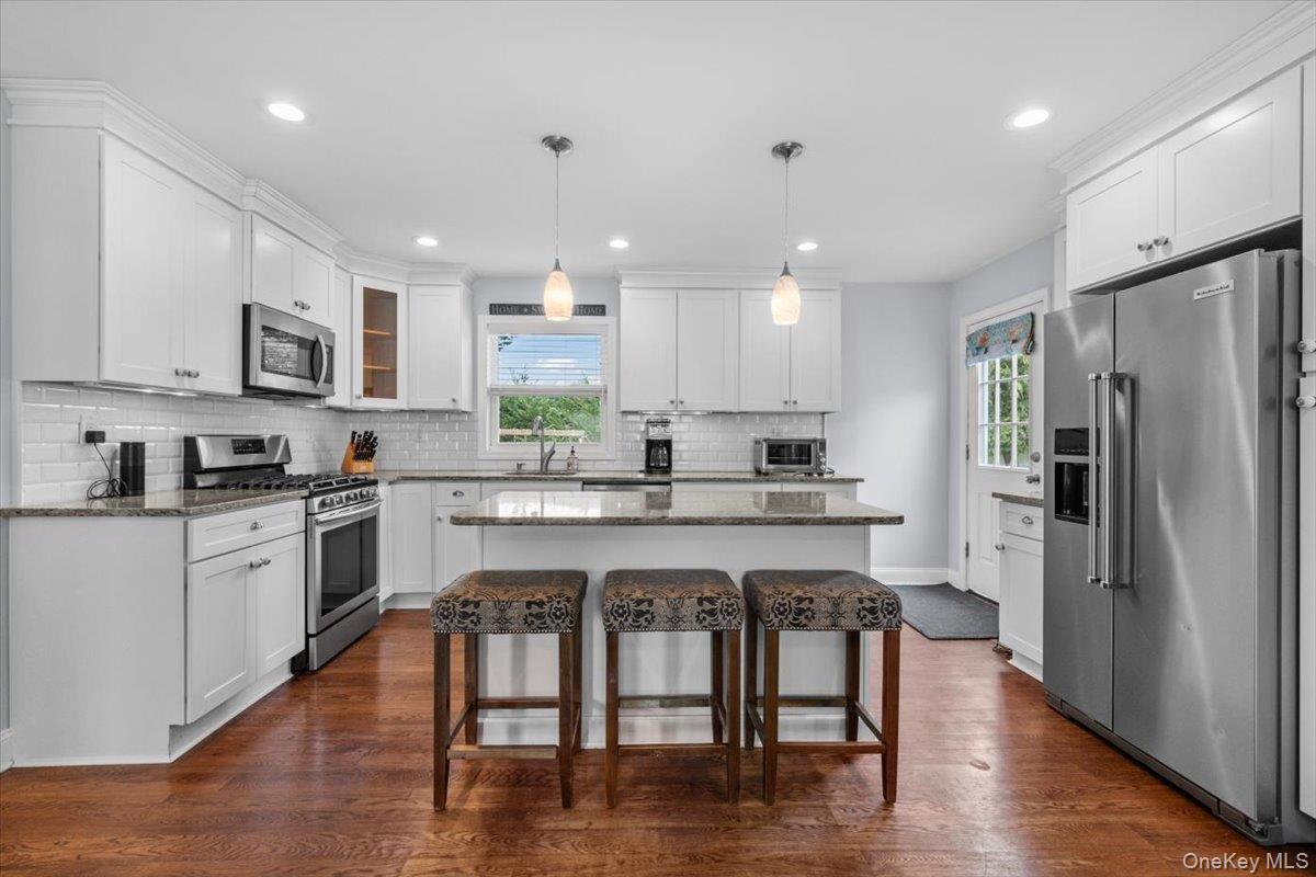 177 N Queens Avenue – For Sale photo 8