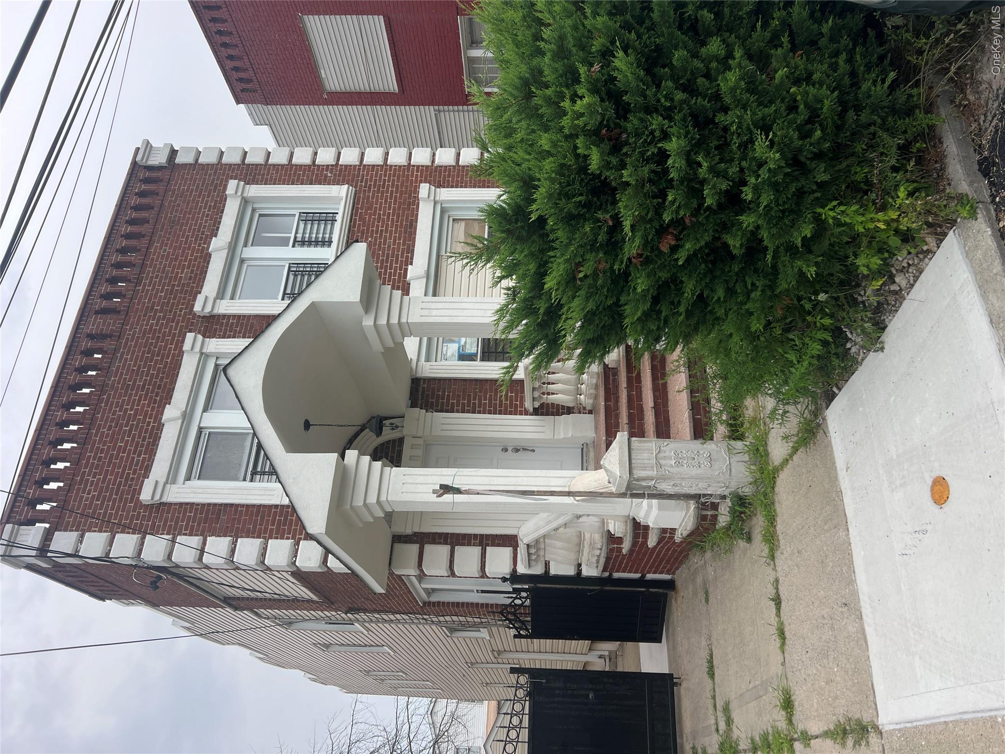 216-25 136th Road – For Sale