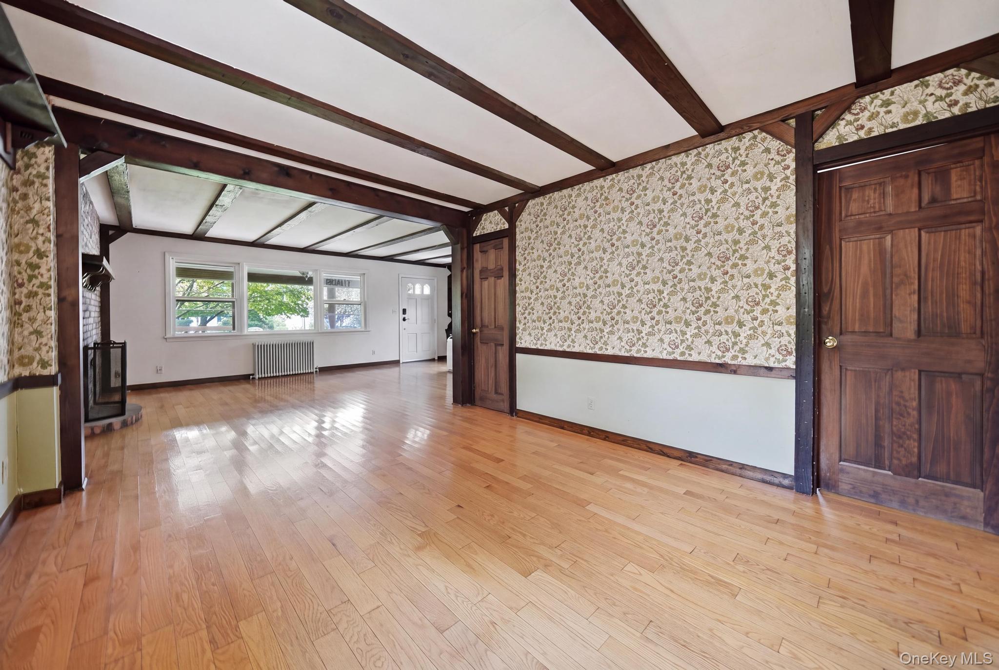 496 Windsor Place – For Sale photo 15