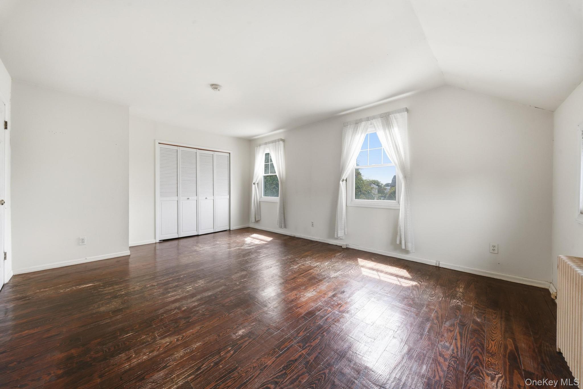 496 Windsor Place – For Sale photo 23