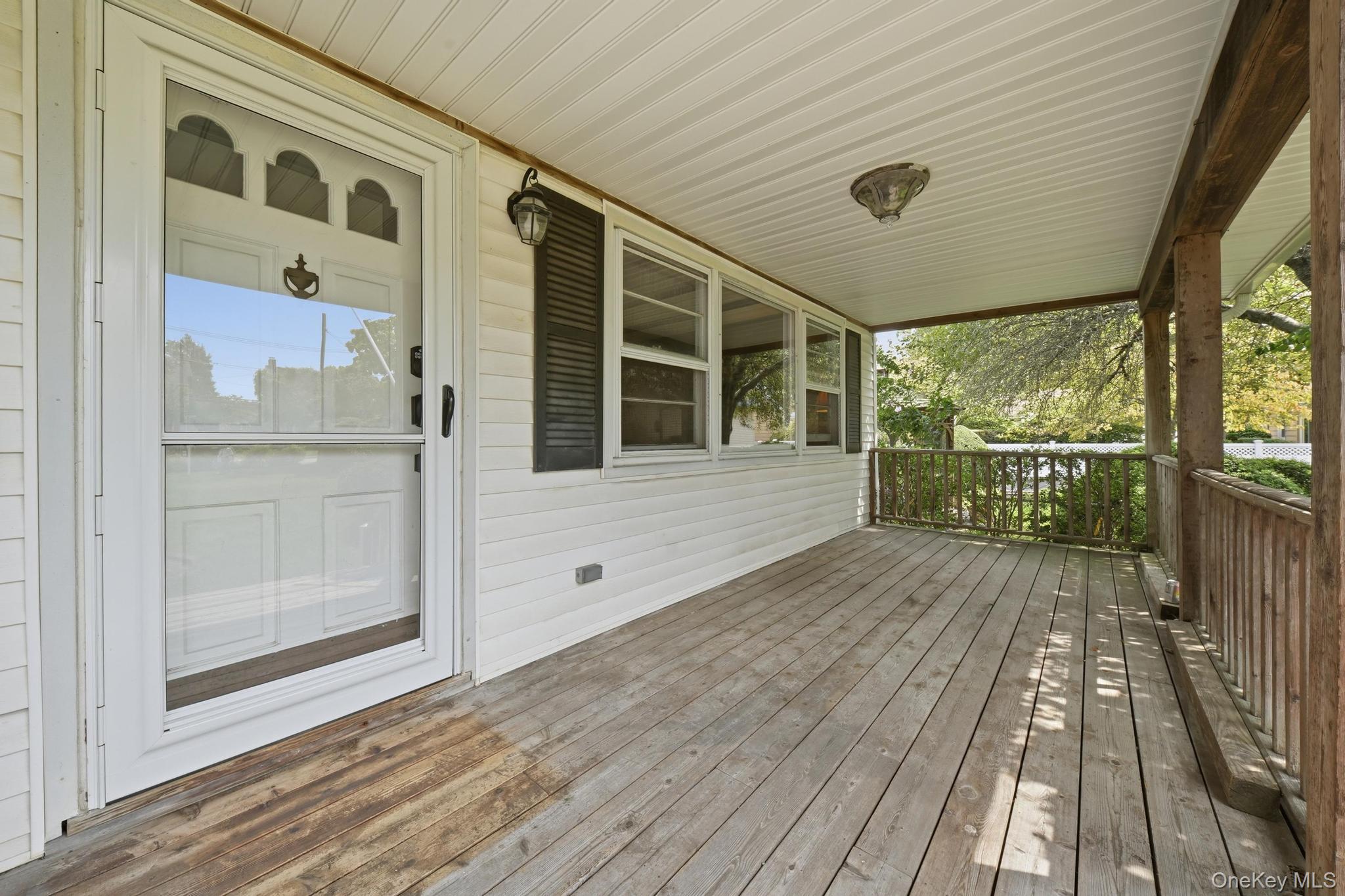 496 Windsor Place – For Sale photo 7