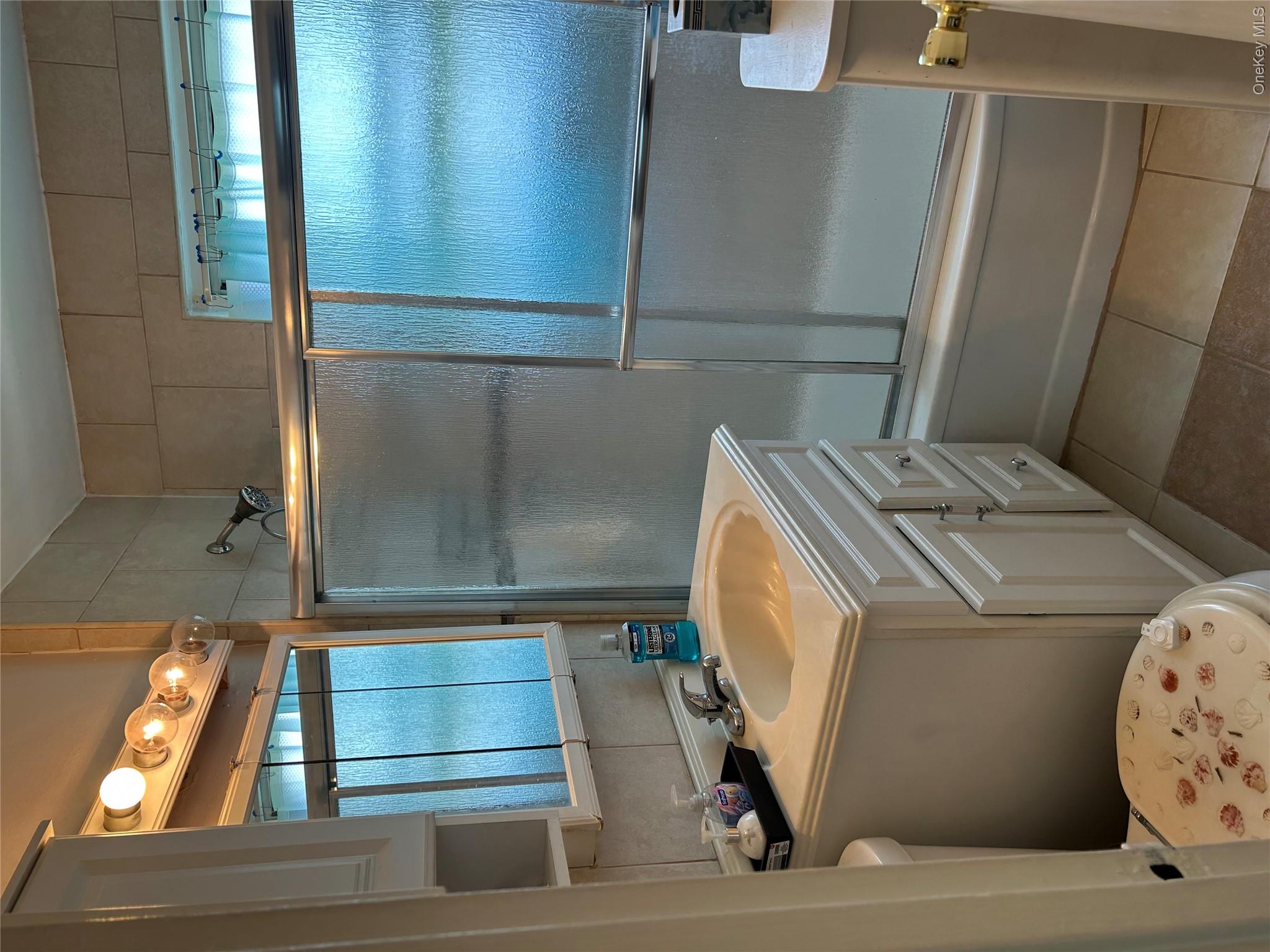 1027 Fenwood Drive Drive, Unit #3 photo 9