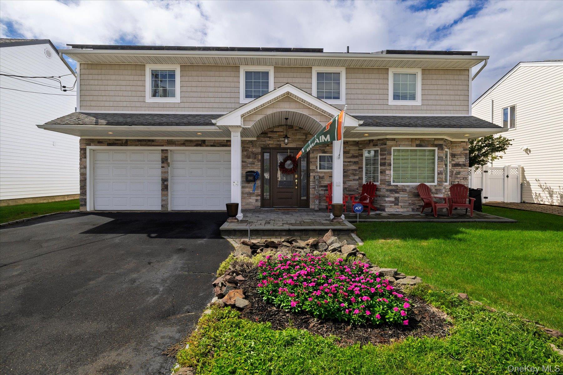 3942 Sally Lane – For Sale