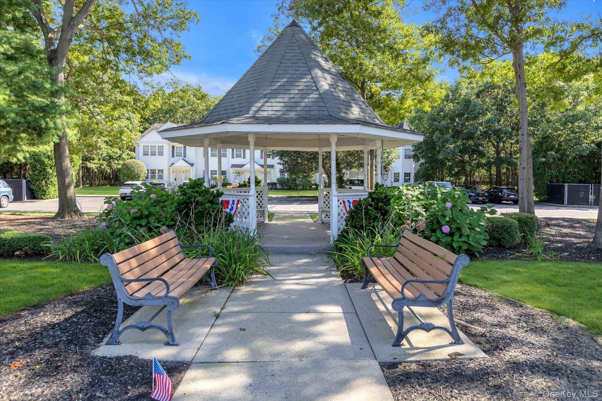 25 Victorian Lane – For Sale photo 15
