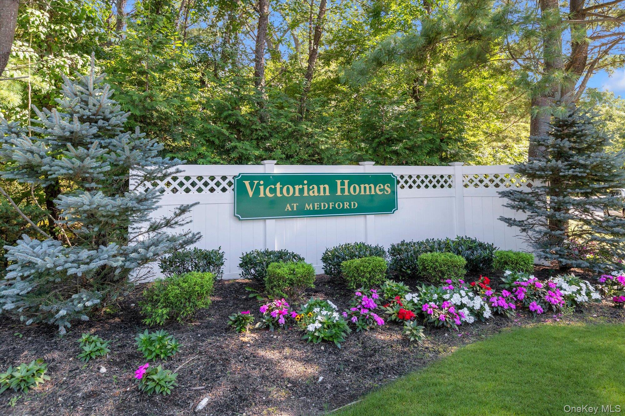 25 Victorian Lane – For Sale photo 18