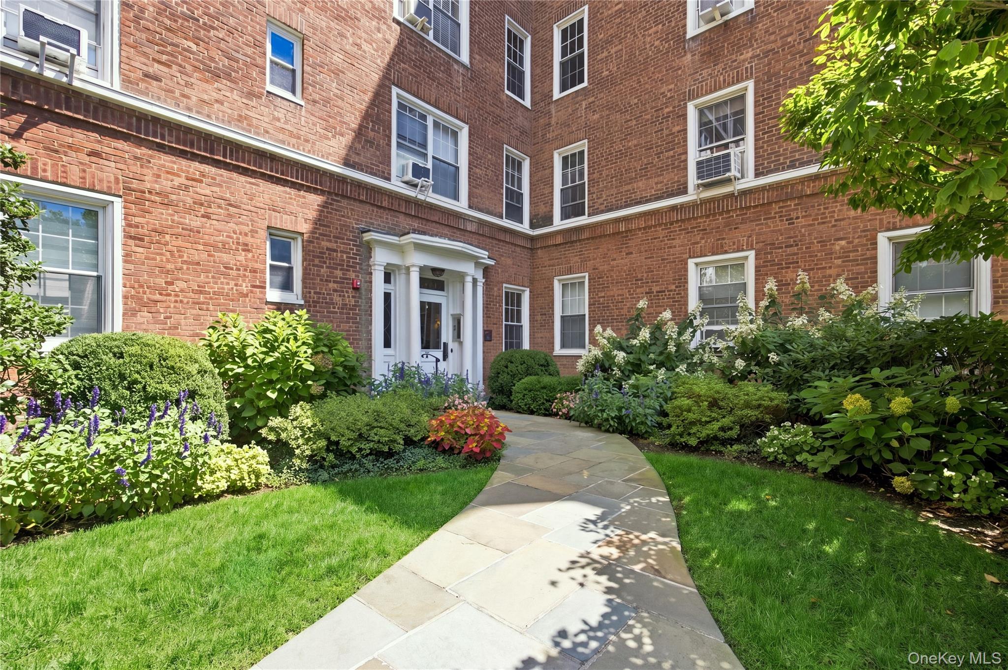 8 Midland Gardens, Unit 3i photo 3