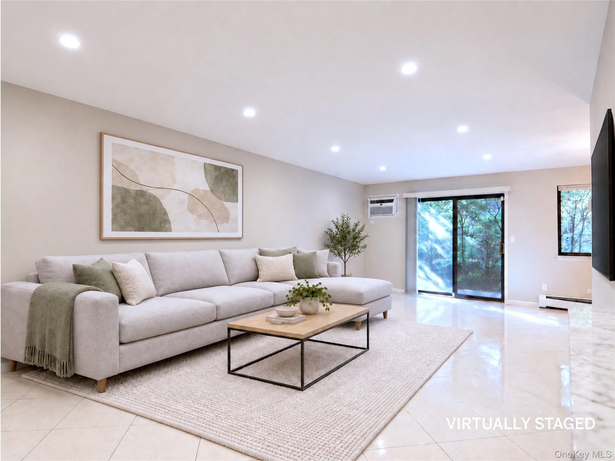 500 Central Park Avenue, Unit 212 photo 2