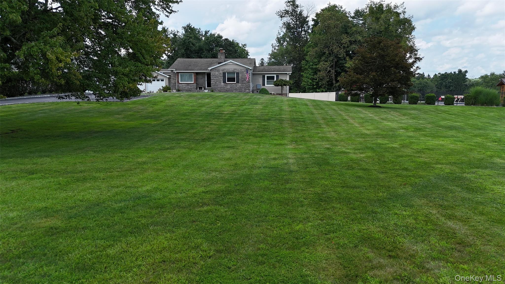 36 Ernhofer Drive – For Sale photo 29