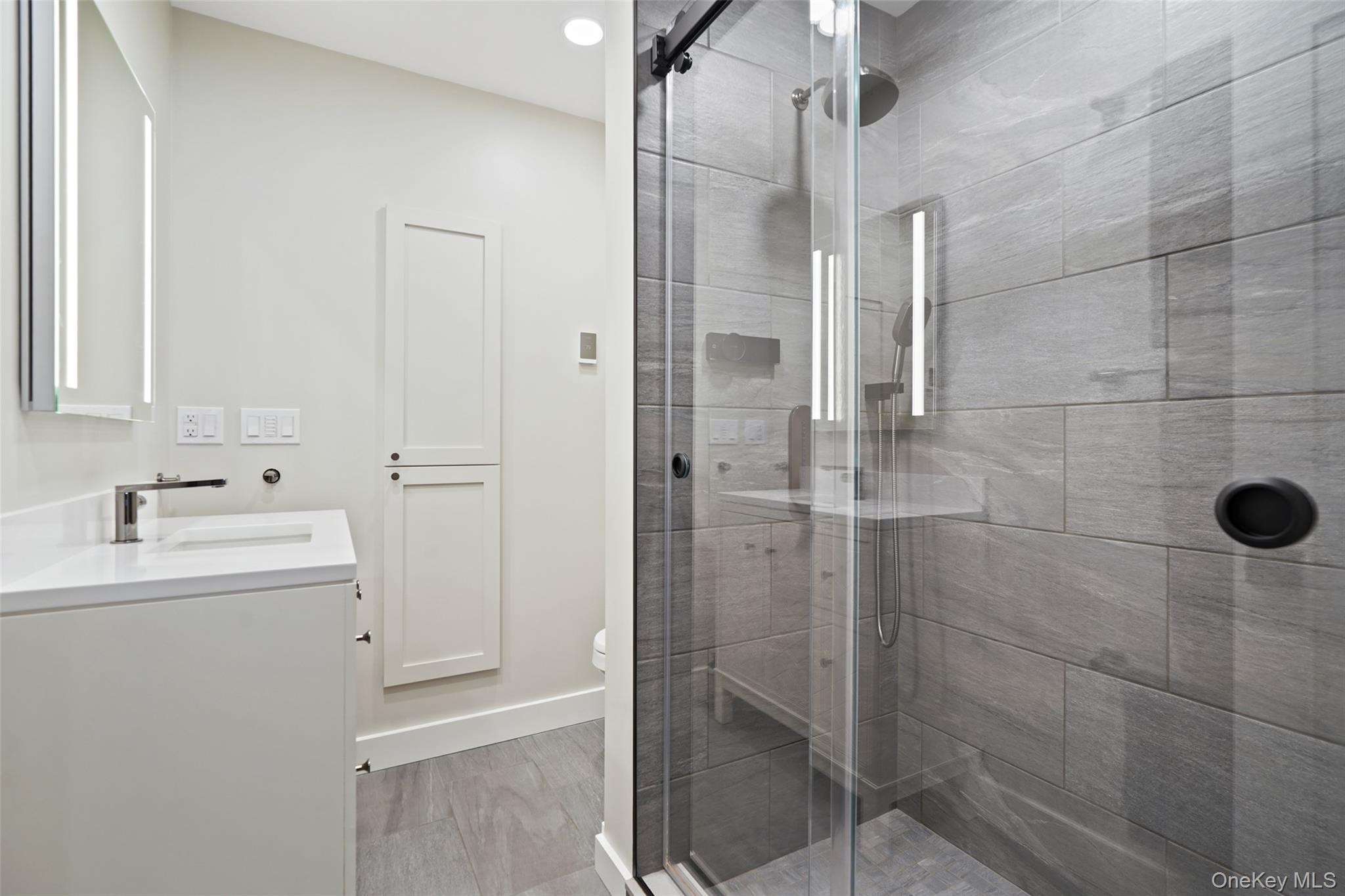 36 Ernhofer Drive – For Sale photo 8