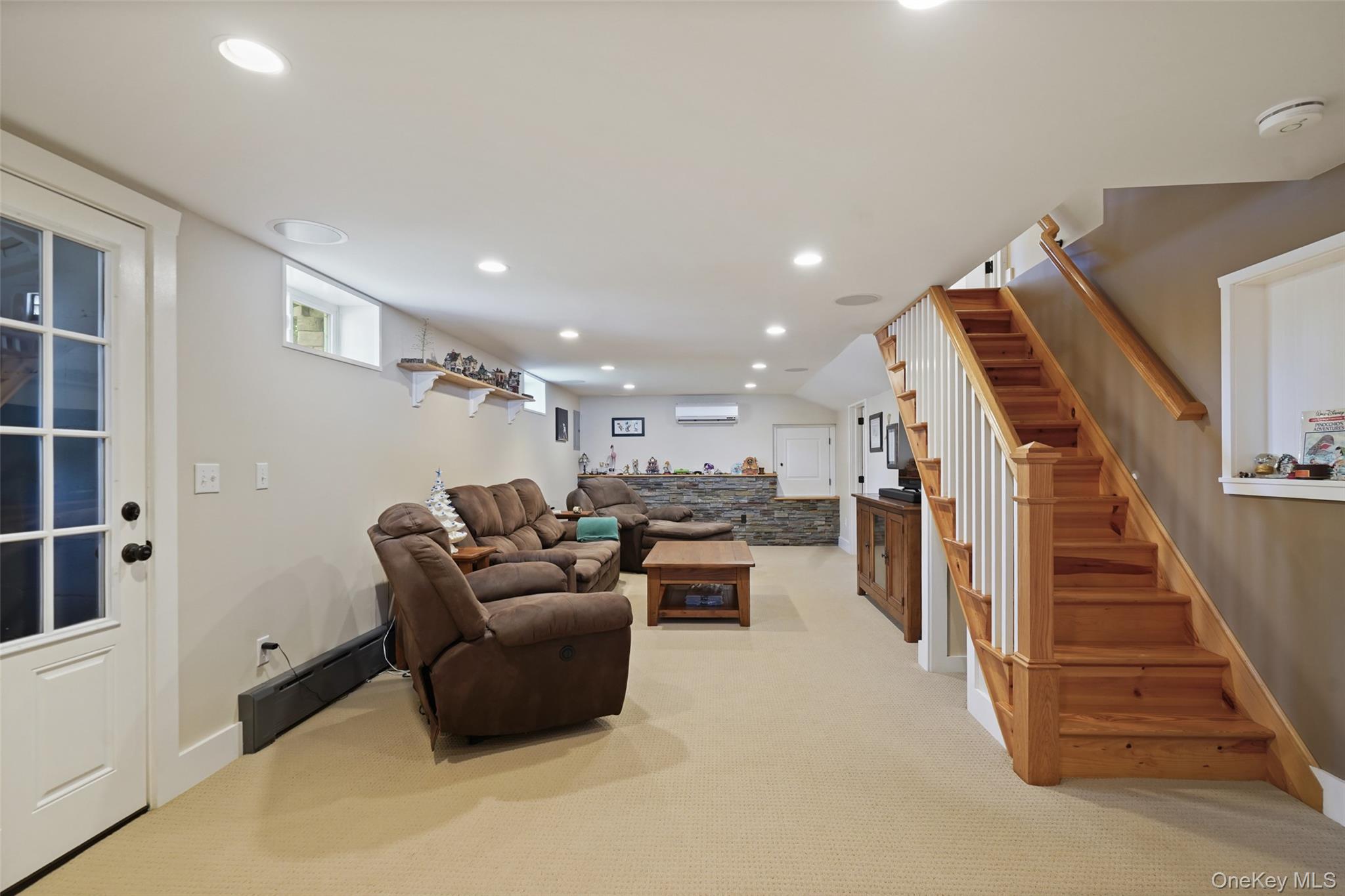 36 Ernhofer Drive – For Sale photo 15