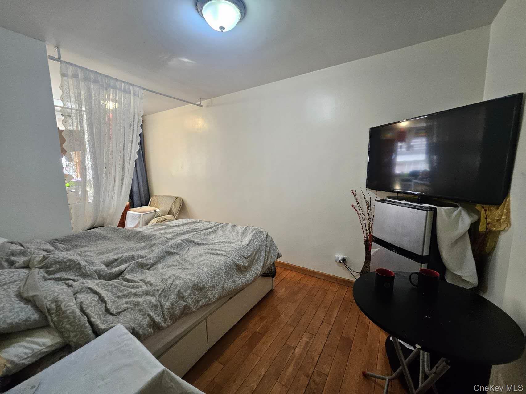 43-43 Kissena Blvd, Unit 402 photo 7