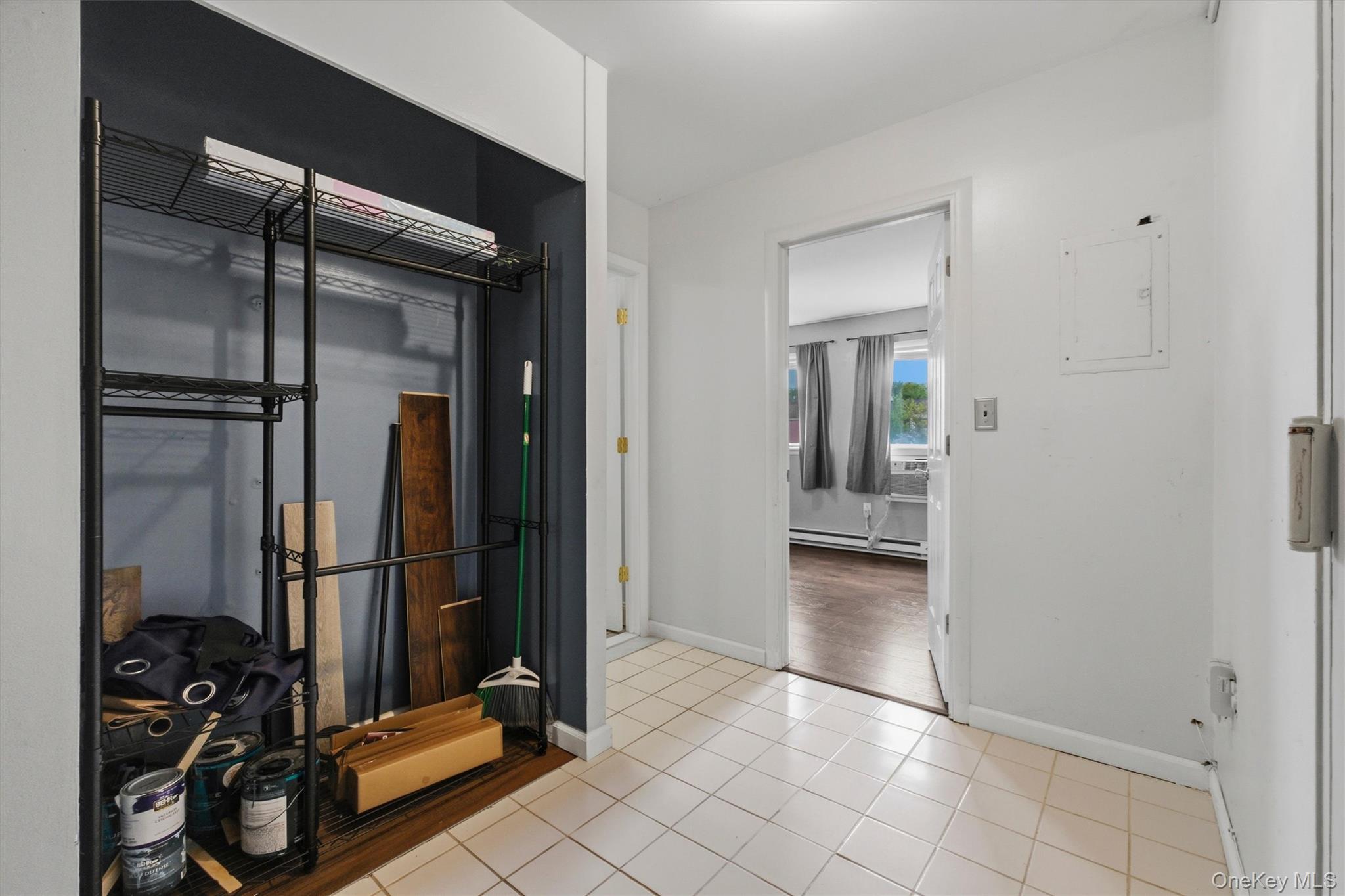 21 Scarborough Lane, Unit B photo 25