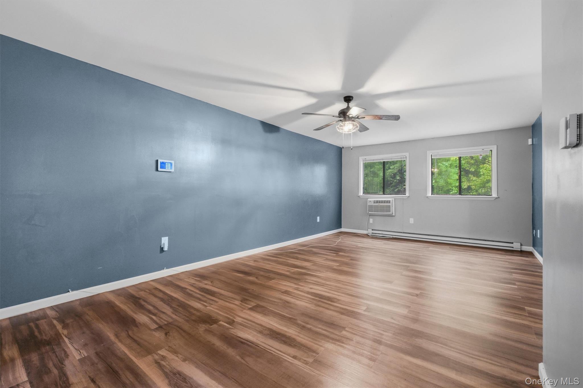 21 Scarborough Lane, Unit B photo 12