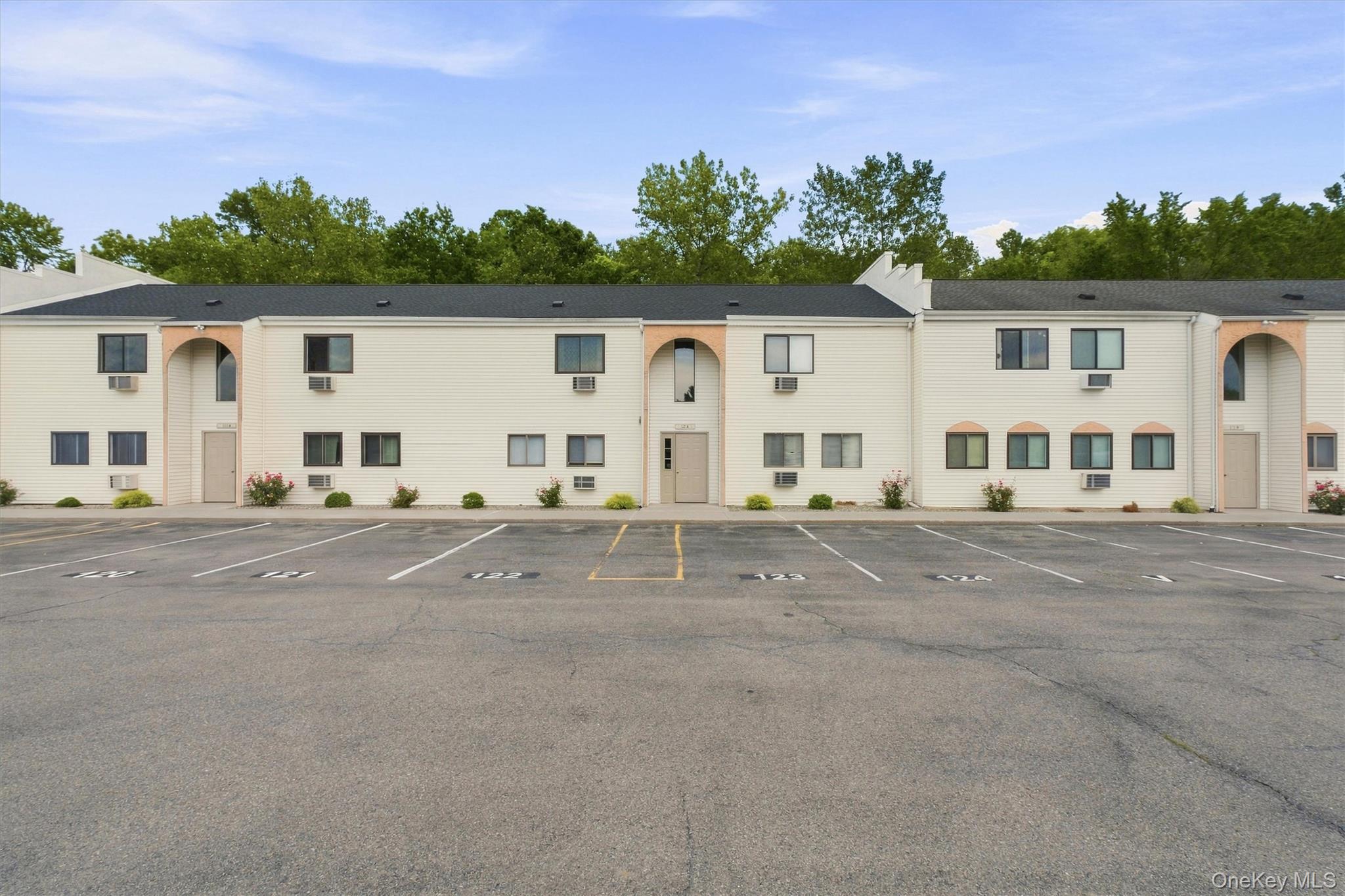 21 Scarborough Lane, Unit B