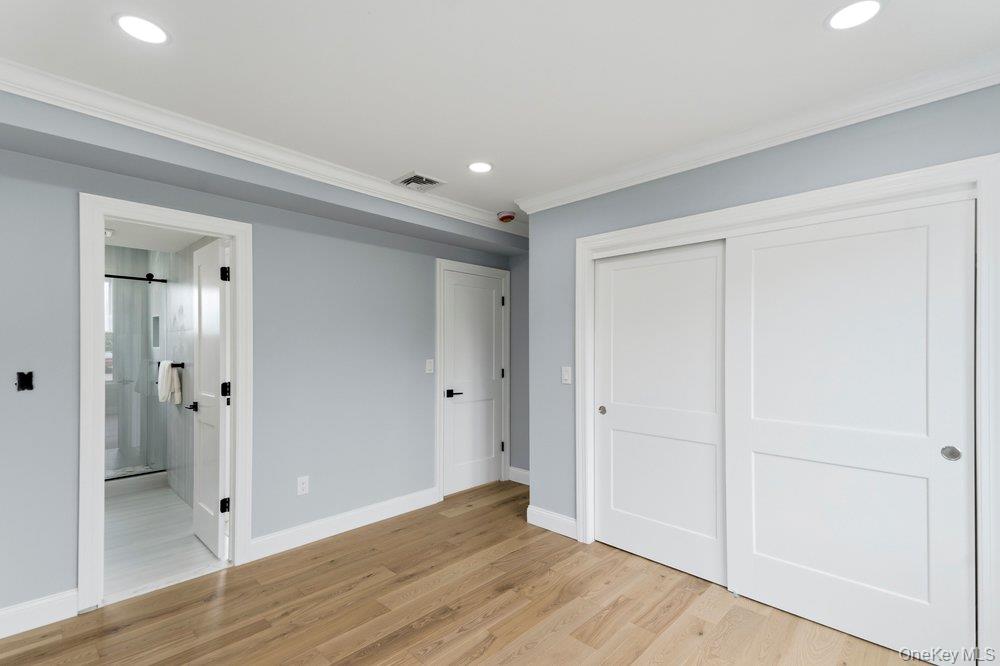 10 California Street – For Sale photo 18
