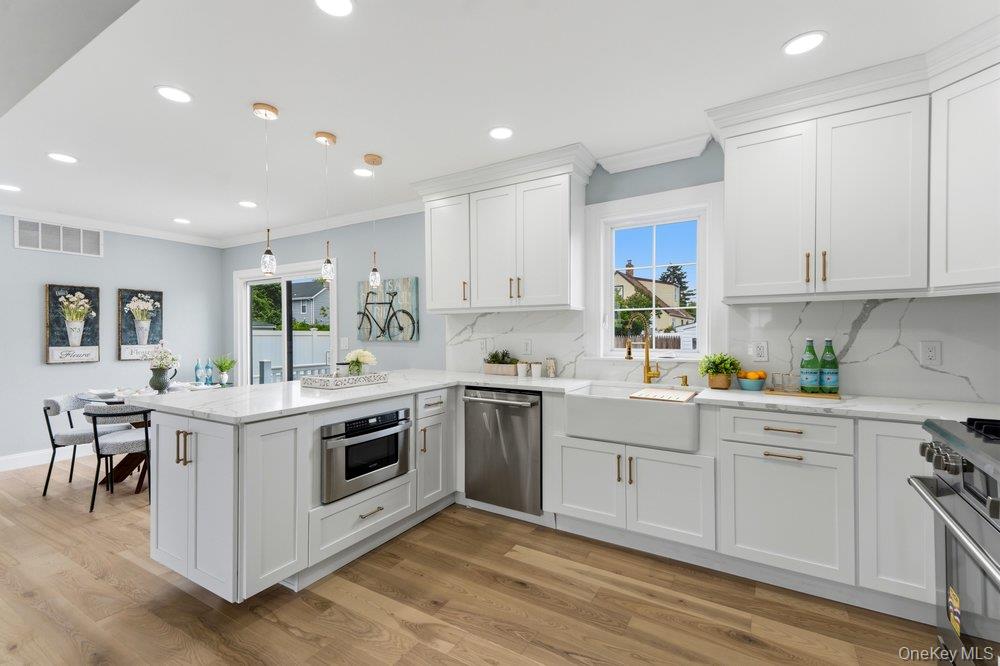10 California Street – For Sale photo 9