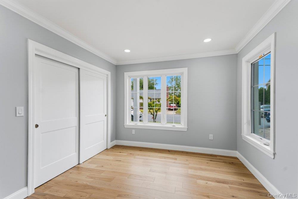 10 California Street – For Sale photo 17
