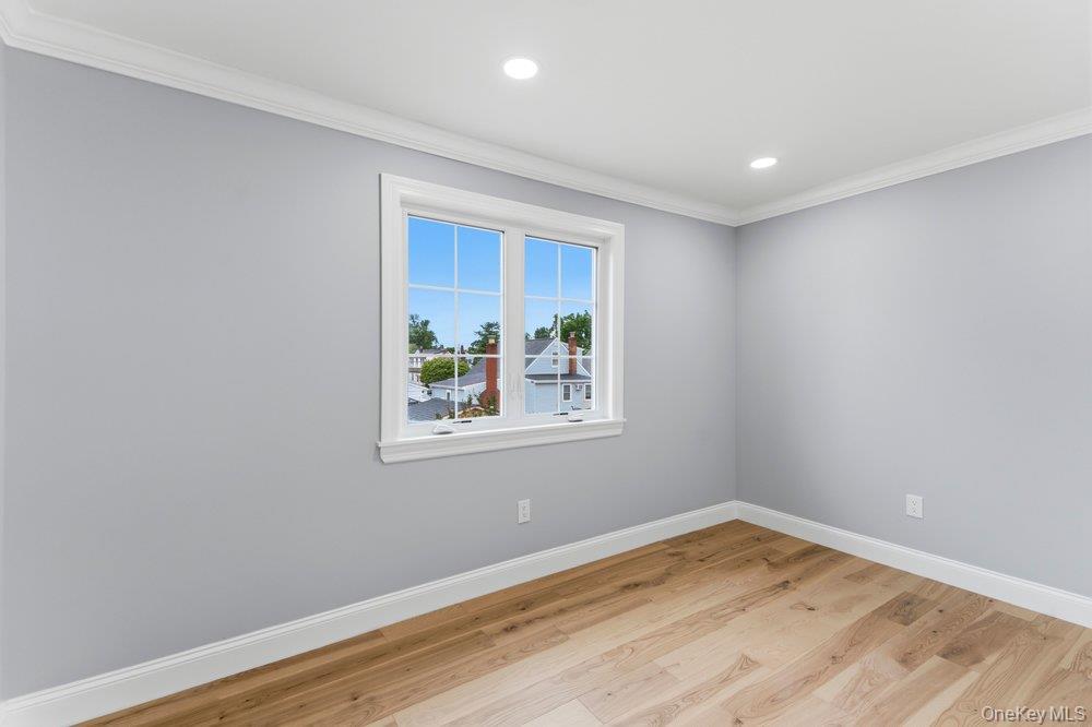 10 California Street – For Sale photo 23