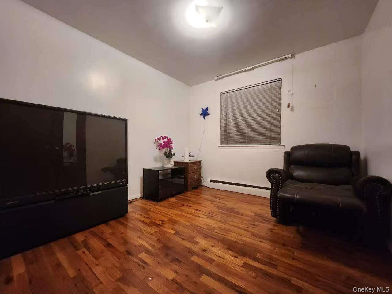 101-64 123 Street – For Sale photo 4