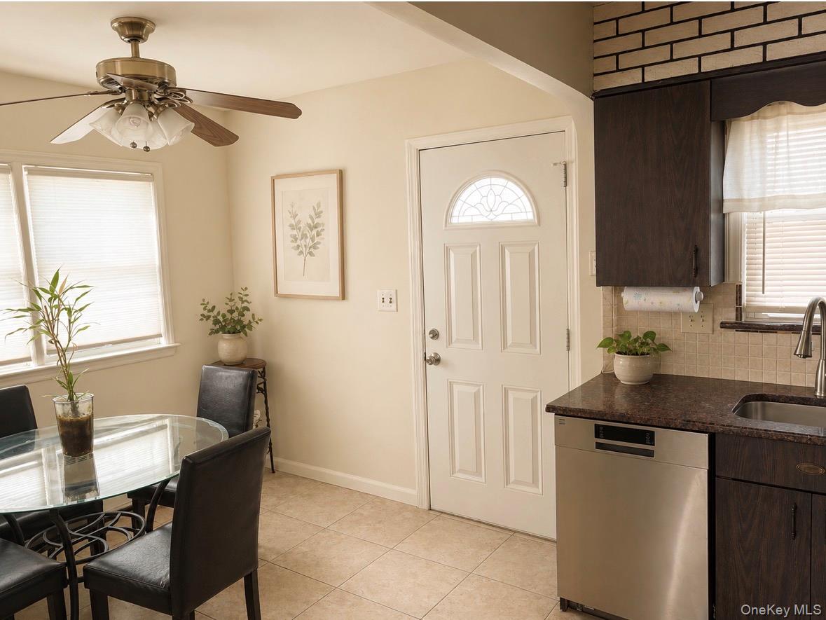 138-28 250 Street, Unit 1fl photo 3