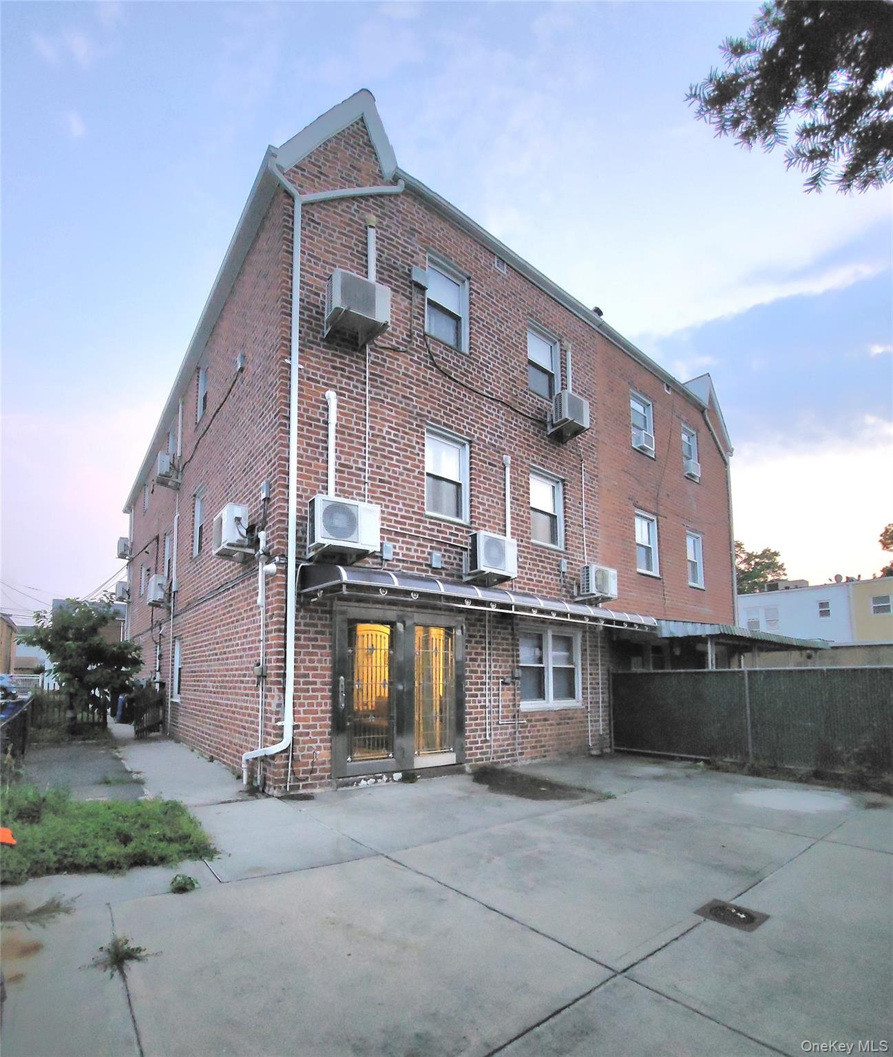 14615 22nd Avenue – For Sale photo 32